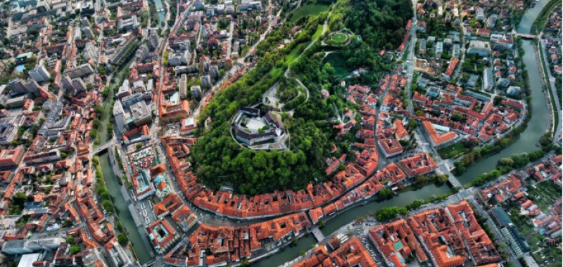 How to make an old castle on a hill cozy & warm in Ljubljana [SI]